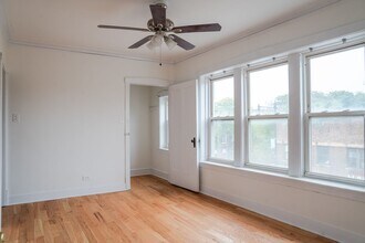 3836 W Lawrence Ave in Chicago, IL - Building Photo - Building Photo