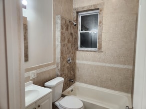 2656 S Kolin Ave in Chicago, IL - Building Photo - Building Photo