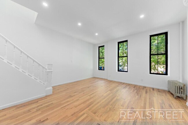 152a MacDougal St in Brooklyn, NY - Building Photo - Building Photo
