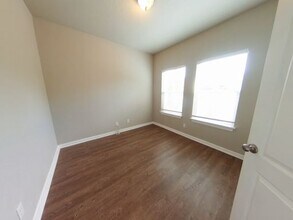 9118 Windgarden Cir in San Antonio, TX - Building Photo - Building Photo