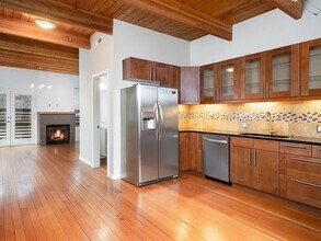 38 NE Going St in Portland, OR - Building Photo - Building Photo