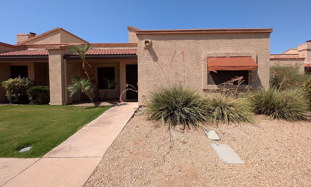 6900 E Gold Dust Ave in Scottsdale, AZ - Building Photo