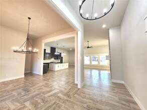 101 Tralee Ln in Yukon, OK - Building Photo - Building Photo