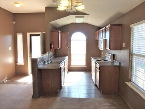 6506 92nd St in Lubbock, TX - Building Photo - Building Photo
