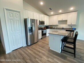 1186 Dania Cir in Palm Bay, FL - Building Photo - Building Photo