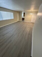 114 Olive St, Unit 7 in Glendale, CA - Building Photo - Building Photo