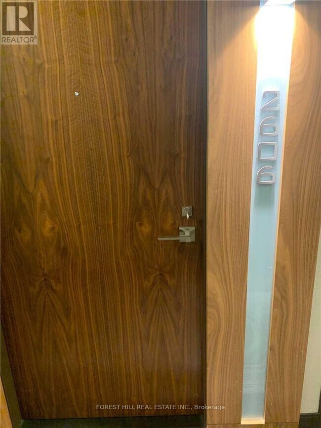 36 Park Lawn Rd in Toronto, ON - Building Photo - Building Photo