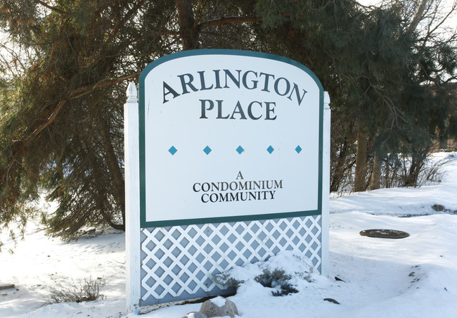 Arlington Place in Ann Arbor, MI - Building Photo - Building Photo