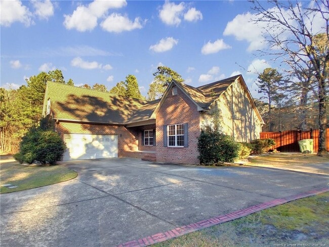 9310 Creek Path Pl in Linden, NC - Building Photo - Building Photo