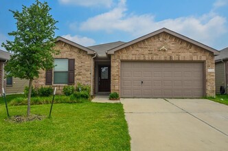 15330 Keystone Bend Ln in Cypress, TX - Foto de edificio - Building Photo