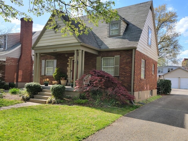 3609 Hycliffe Ave in Louisville, KY - Foto de edificio - Building Photo