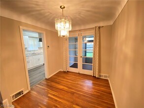 3890 Colony Rd in South Euclid, OH - Building Photo - Building Photo