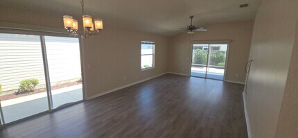 2577 Lindewood St in the Villages, FL - Building Photo - Building Photo