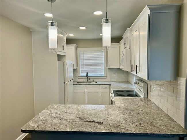 2961 Stone Mountain St in Lithonia, GA - Building Photo - Building Photo