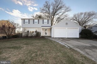 108 Henfield Ave in Cherry Hill Township, NJ - Building Photo