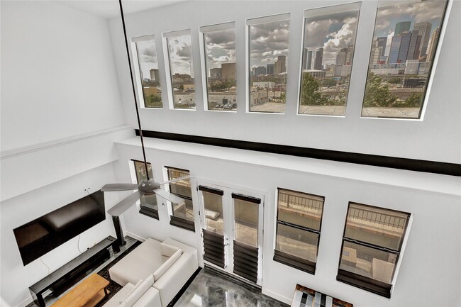 property at 2323 Polk St