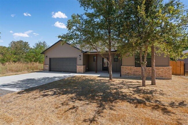 118 Waimanalo Ln in Bastrop, TX - Building Photo - Building Photo