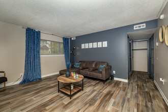 The Landing at Woodlawn Tower in Wichita, KS - Building Photo - Interior Photo