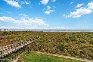 3600 Ocean Beach Blvd in Cocoa Beach, FL - Building Photo