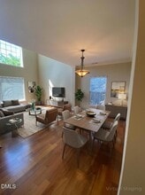 105 Saltybrook Ln in Holly Springs, NC - Building Photo - Building Photo