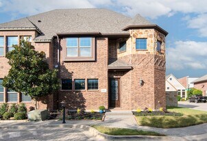 100 Prewit St in Keller, TX - Building Photo