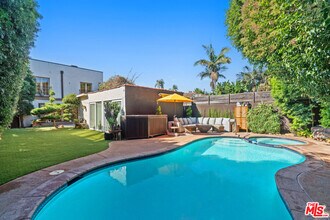 1954 Federal Ave in Los Angeles, CA - Building Photo - Building Photo