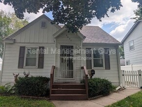 5027 6th St NE in Minneapolis, MN - Building Photo - Building Photo