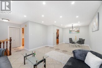 35 Bay Crest Dr in Brampton, ON - Building Photo - Building Photo