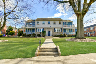 Haddon Crossing Apartment Homes in Haddon Township, NJ - Building Photo - Building Photo