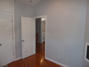 85 E Passaic Ave in Bloomfield, NJ - Building Photo - Building Photo