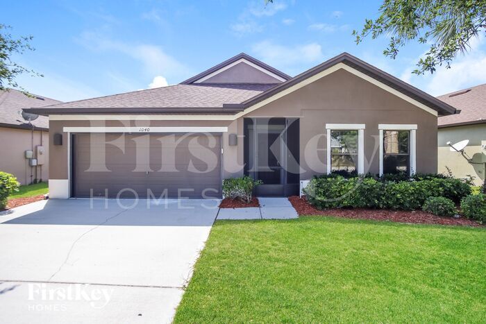 1040 Cayman Dr in Melbourne, FL - Building Photo