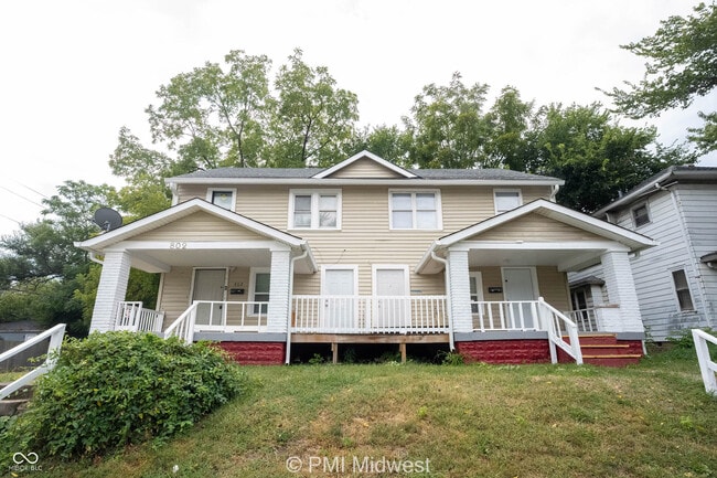 804 Lasalle St in Indianapolis, IN - Foto de edificio - Building Photo