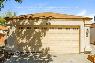 4026 W Whispering Wind Dr in Glendale, AZ - Building Photo