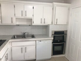 4500 N Flagler Dr in West Palm Beach, FL - Building Photo