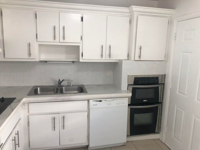 property at 4500 N Flagler Dr