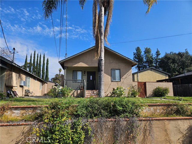 property at 964 Cypress Ave