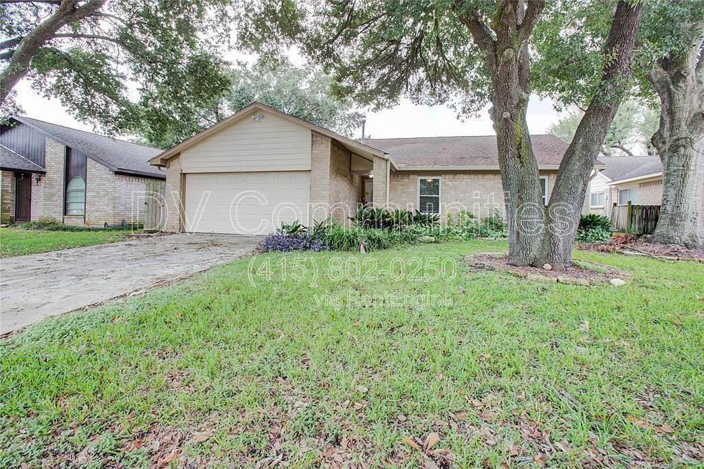 2103 Goodwin Dr in Katy, TX - Building Photo