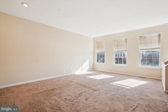 5104 Ballycastle Cir in Alexandria, VA - Building Photo - Building Photo