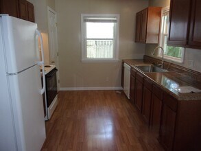 3538 Orchard Dr in Stow, OH - Building Photo - Building Photo