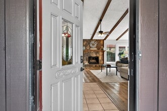 5 Dorchester Ct in Savannah, GA - Building Photo - Building Photo