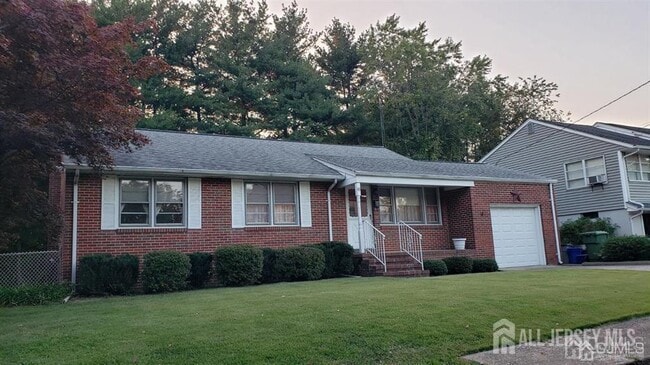 43 Hoffman Ave in South Amboy, NJ - Building Photo - Building Photo
