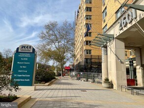2601 Pennsylvania Ave in Philadelphia, PA - Building Photo - Building Photo