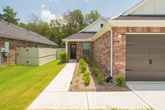 10696 Wild Chives, Unit A_519 in The Woodlands, TX - Building Photo - Building Photo