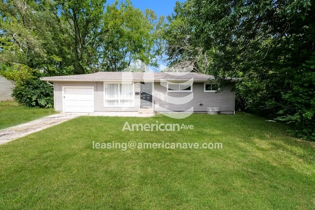 property at 5036 E 42 St