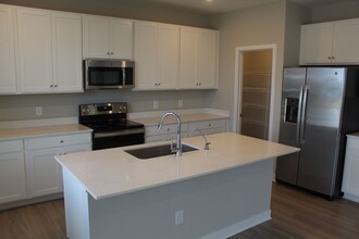 9575 Crossfield Rd in Avon, IN - Building Photo - Building Photo
