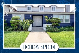 CitiZen Beach Collection in Redondo Beach, CA - Building Photo