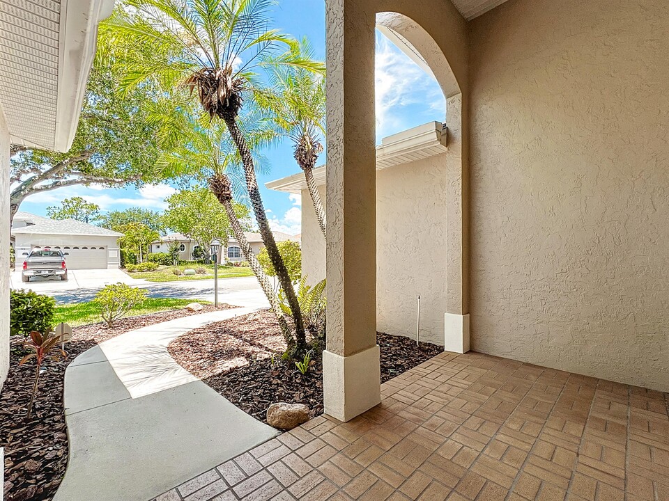 7409 Arrowhead Run in Lakewood Ranch, FL - Building Photo