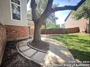 107 Gazelle Hunt in San Antonio, TX - Building Photo - Building Photo