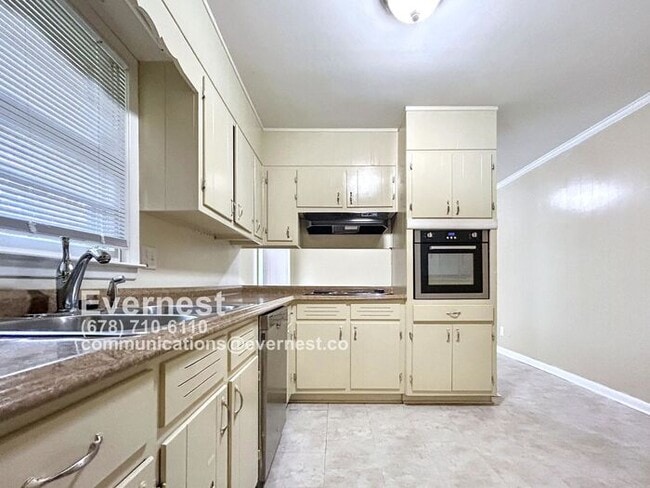 3460 Estes Dr in College Park, GA - Building Photo - Building Photo