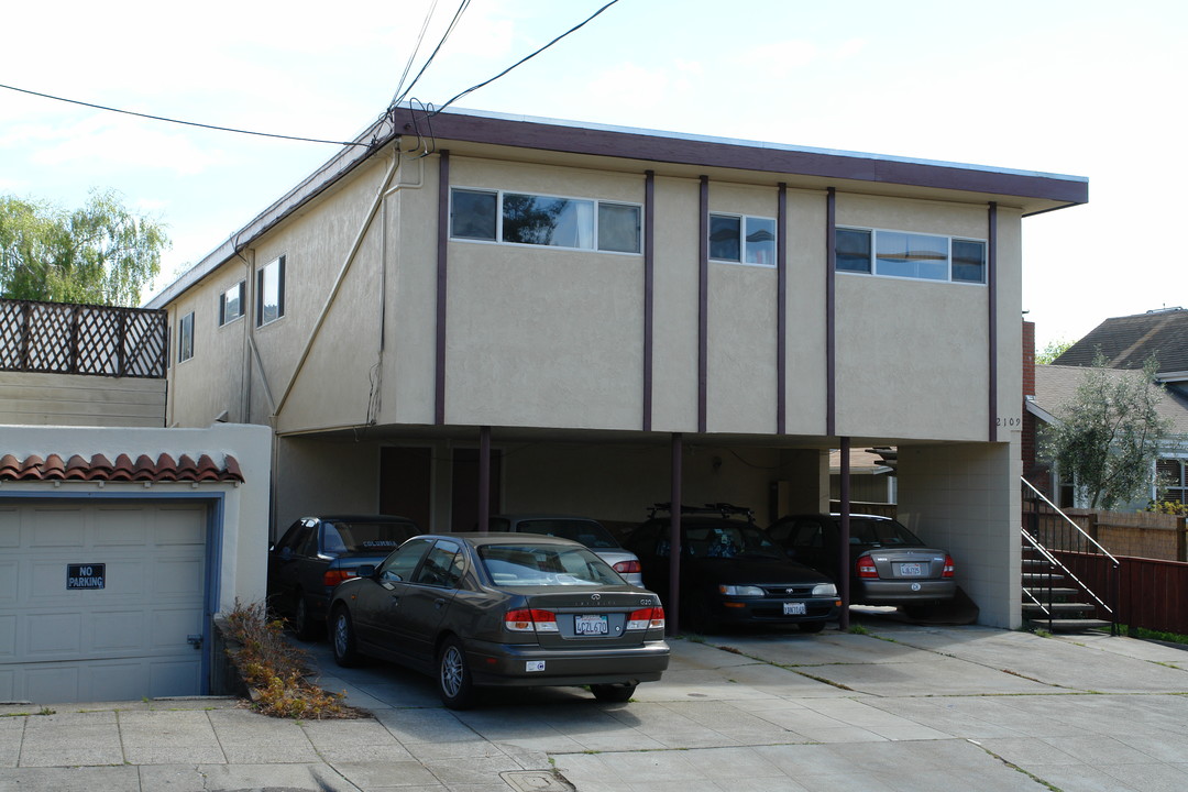 2109 Mcgee Ave in Berkeley, CA - Foto de edificio